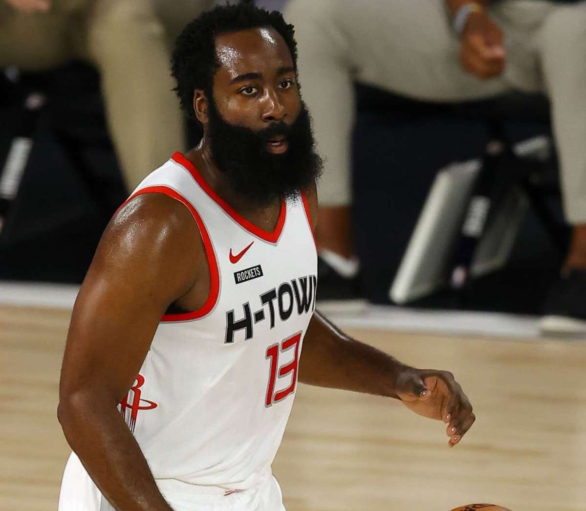 引人注目 引人注目