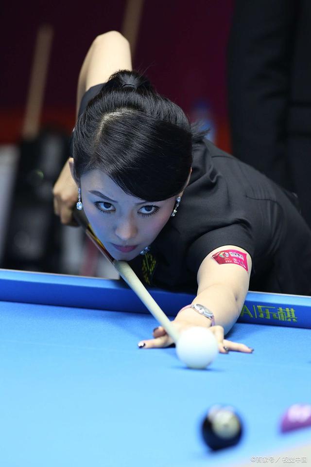 守传中时右 守传中时右